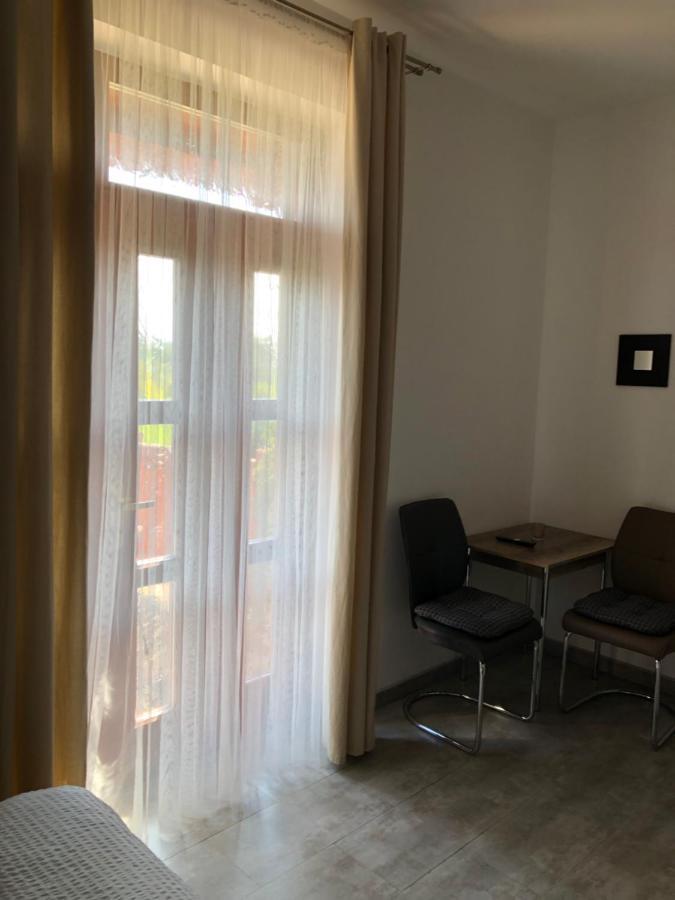 Vila Lipa Novy Bor Ngoại thất bức ảnh
