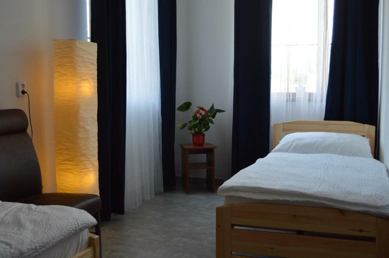 Vila Lipa Novy Bor Ngoại thất bức ảnh