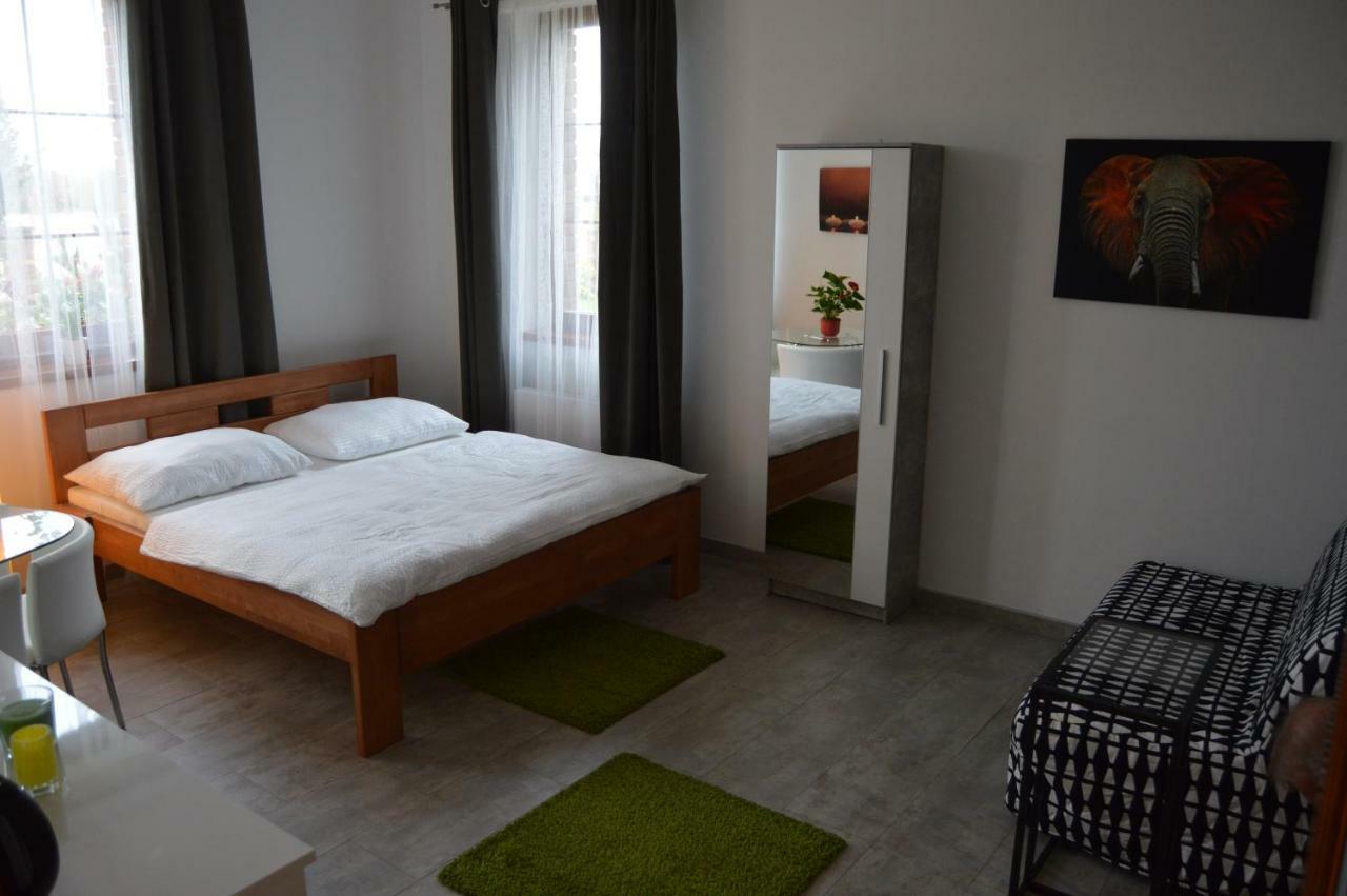 Vila Lipa Novy Bor Ngoại thất bức ảnh