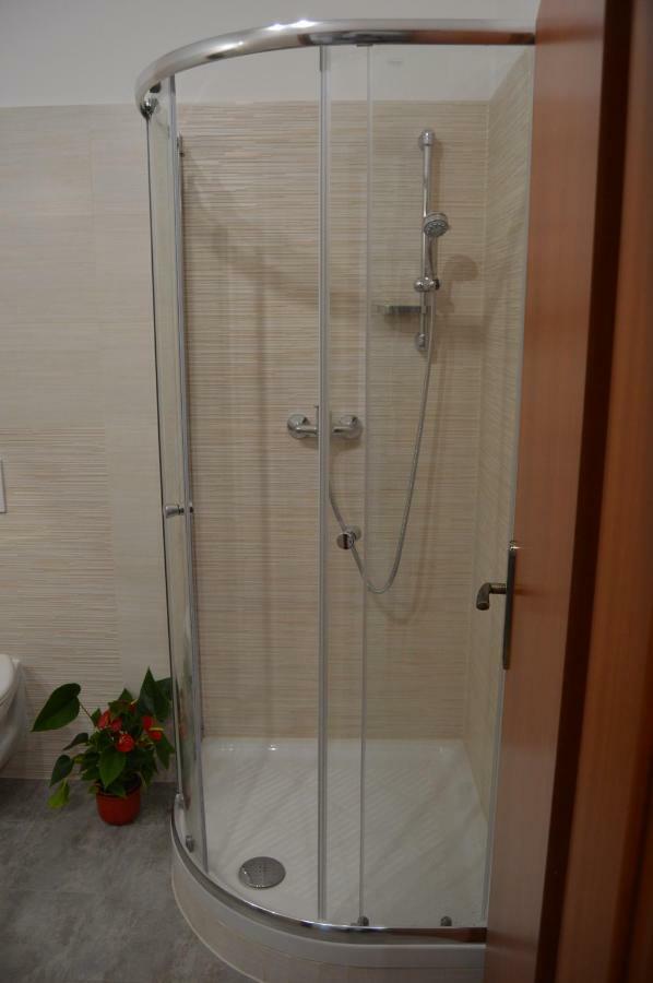 Vila Lipa Novy Bor Ngoại thất bức ảnh