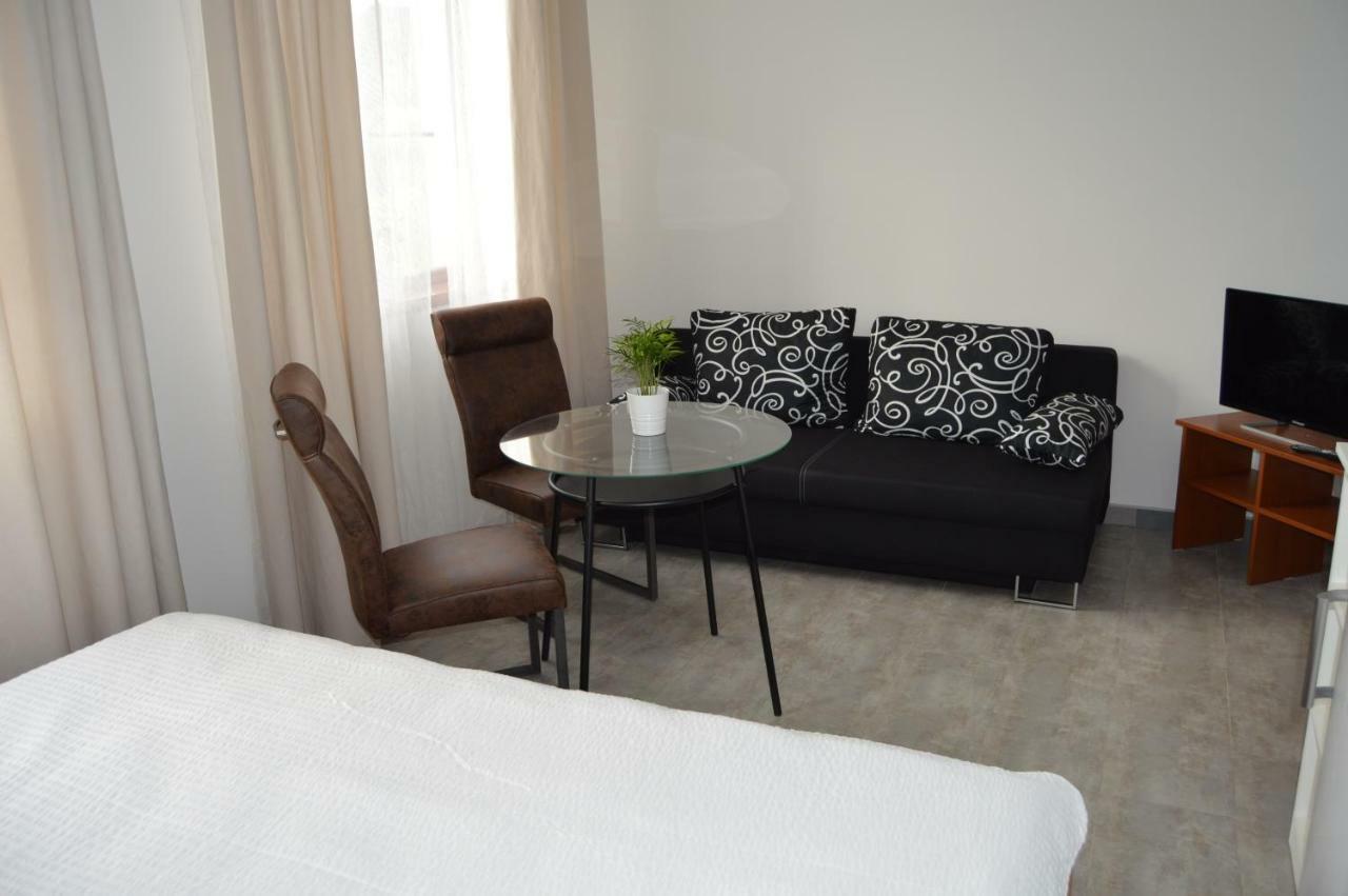 Vila Lipa Novy Bor Ngoại thất bức ảnh