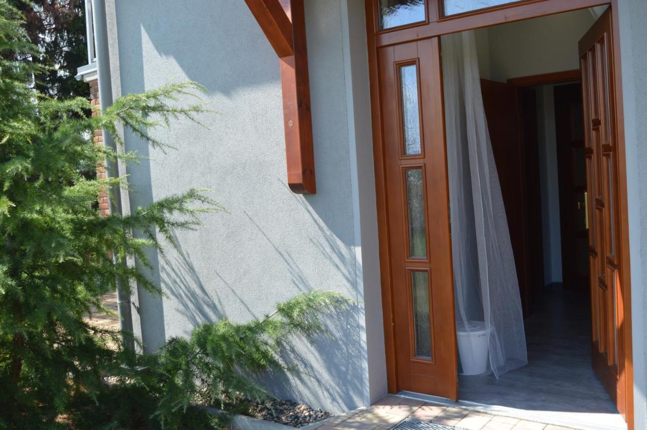 Vila Lipa Novy Bor Ngoại thất bức ảnh